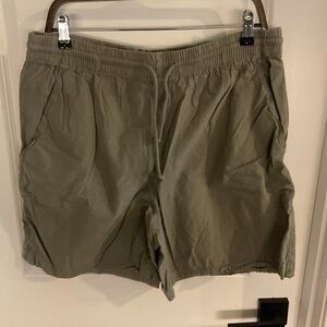 Erika & Co - Drawstring Elastic Waist Men's Olive Green Shorts - Men’s Large